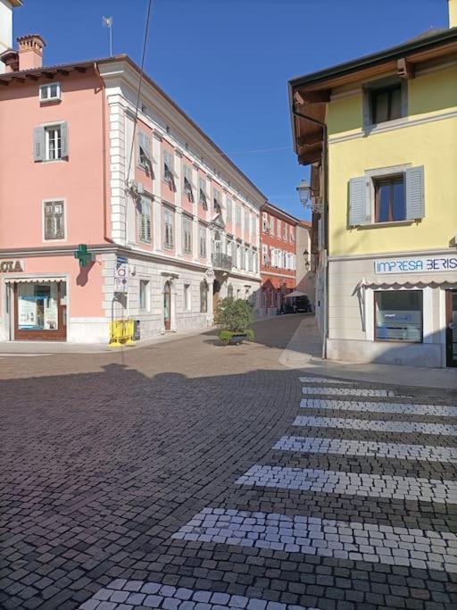 Appartamento Bonbon, Centro Storico Con Parcheggio Gorizia Luaran gambar